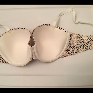 Victoria's Secret Intimates & Sleepwear - Victoria Secret Strapless Leopard Print Bra 38 C Victoria's Secret Intimates & Sleepwear - Victoria Secret Strapless Leopard Print Bra 38 C